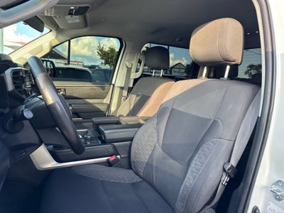 2023 Toyota Tundra 4WD SR5