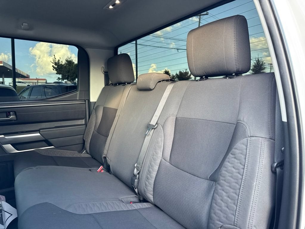 2023 Toyota Tundra 4WD SR5