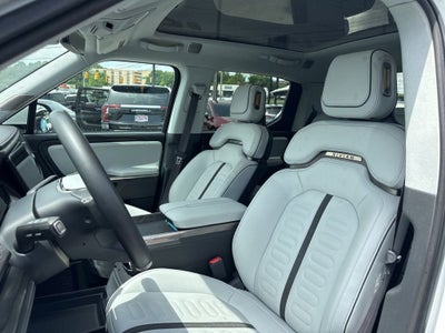 2023 RIVIAN R1T Adventure