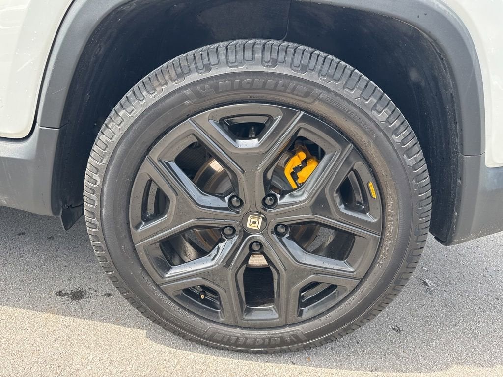 2023 RIVIAN R1T Adventure