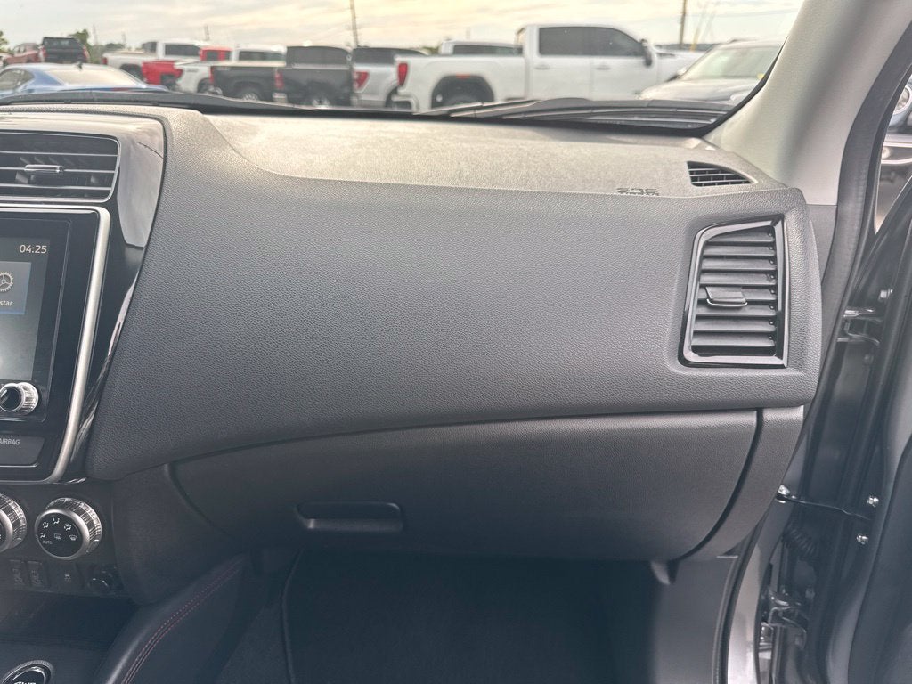2025 Mitsubishi Outlander Sport S