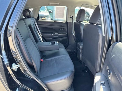 2024 Mitsubishi Outlander Sport S
