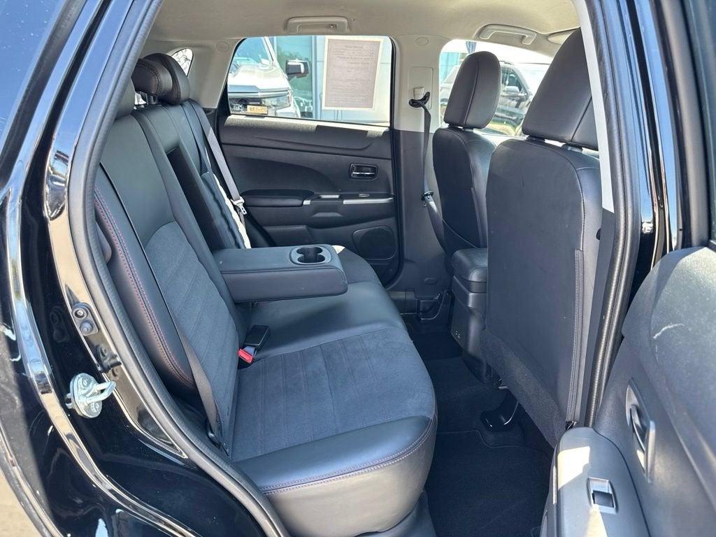 2024 Mitsubishi Outlander Sport S