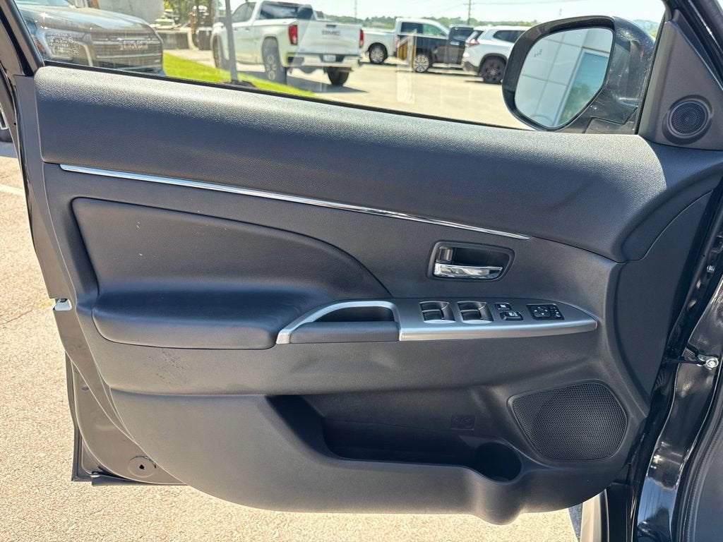 2024 Mitsubishi Outlander Sport S