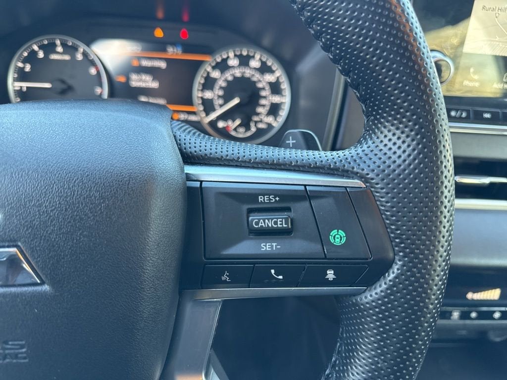 2024 Mitsubishi Outlander SE