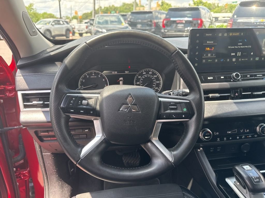 2025 Mitsubishi Outlander SE