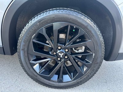 2023 Mitsubishi Outlander SEL