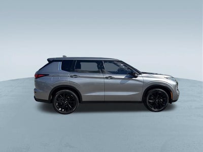 2023 Mitsubishi Outlander SEL