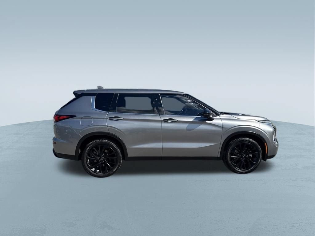 2023 Mitsubishi Outlander SEL