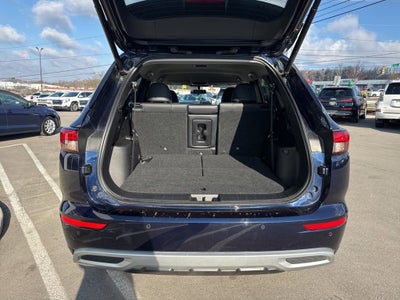 2024 Mitsubishi Outlander SE