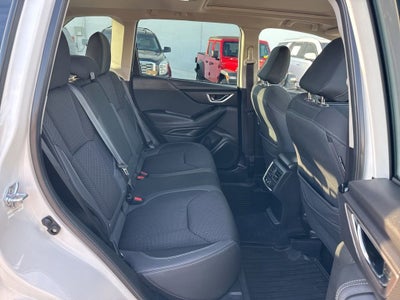 2024 Subaru Forester Premium