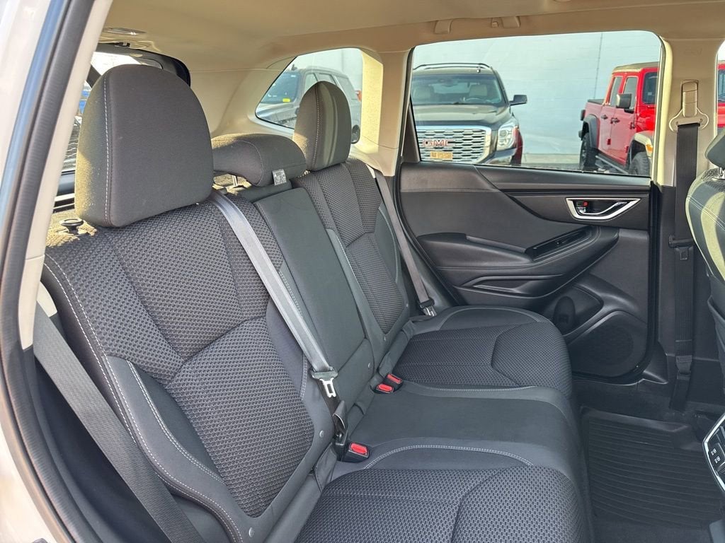 2024 Subaru Forester Premium