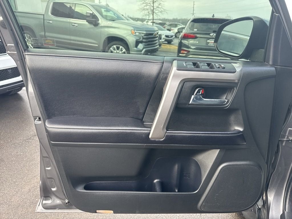 2017 Toyota 4Runner SR5