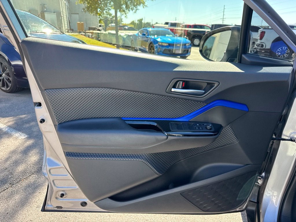 2020 Toyota C-HR LE