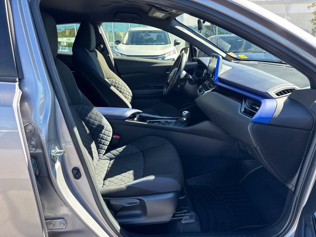 2020 Toyota C-HR LE