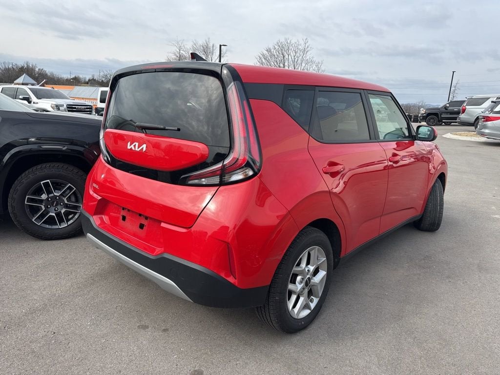 2024 Kia Soul LX