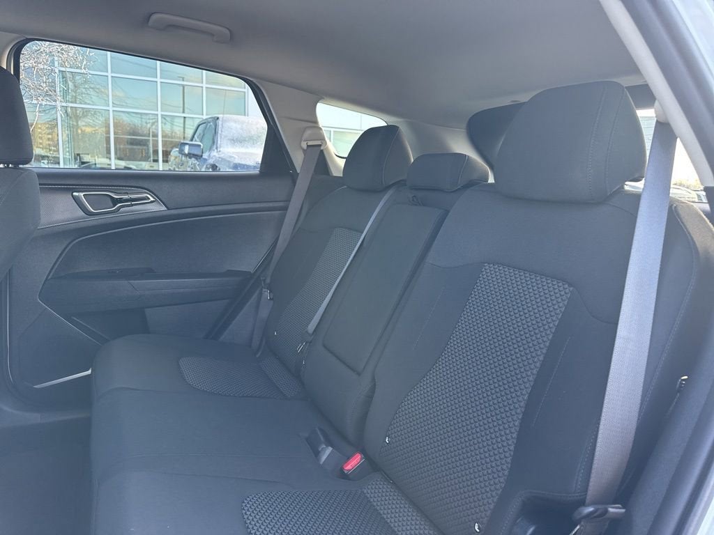 2023 Kia Sportage Hybrid LX