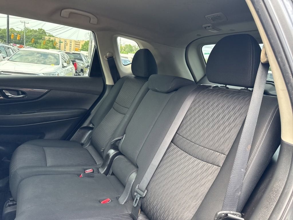 2018 Nissan Rogue SV