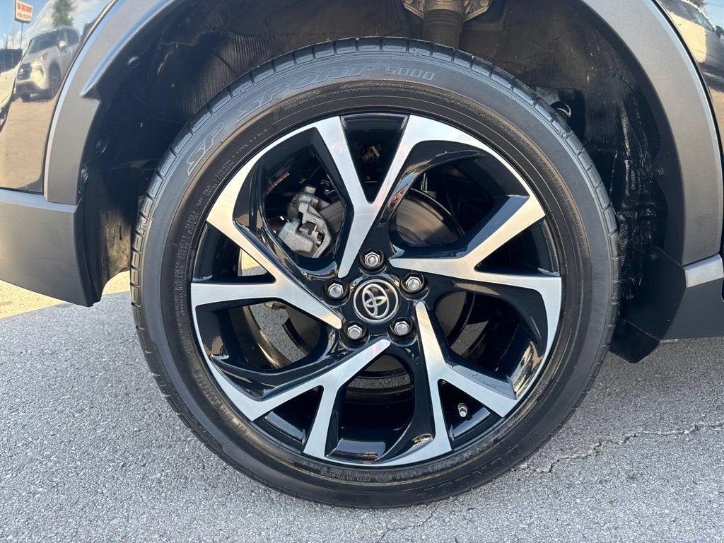 2018 Toyota C-HR XLE