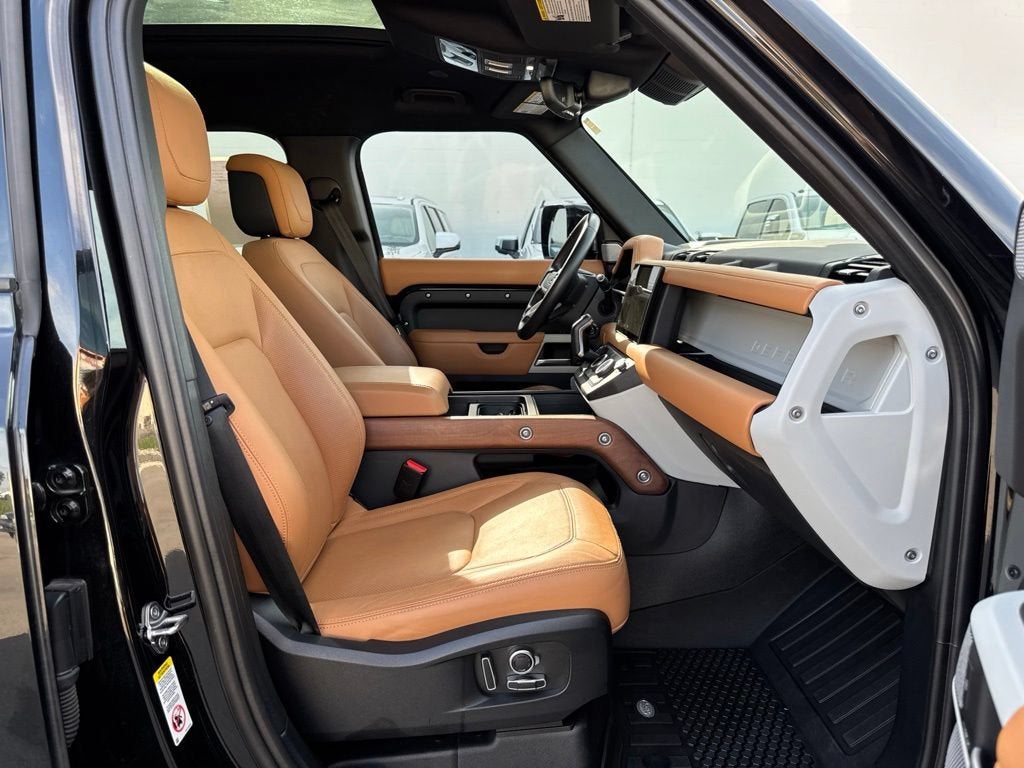 2024 Land Rover Defender S