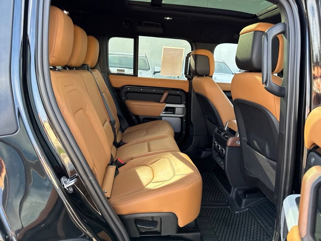 2024 Land Rover Defender S