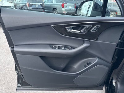 2023 Audi Q7 Premium