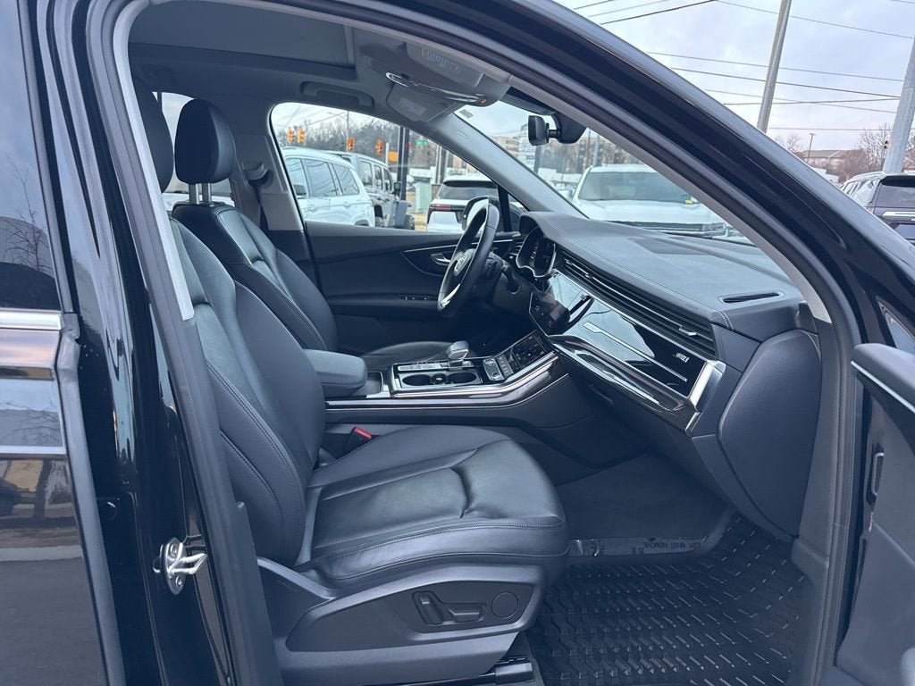 2023 Audi Q7 Premium