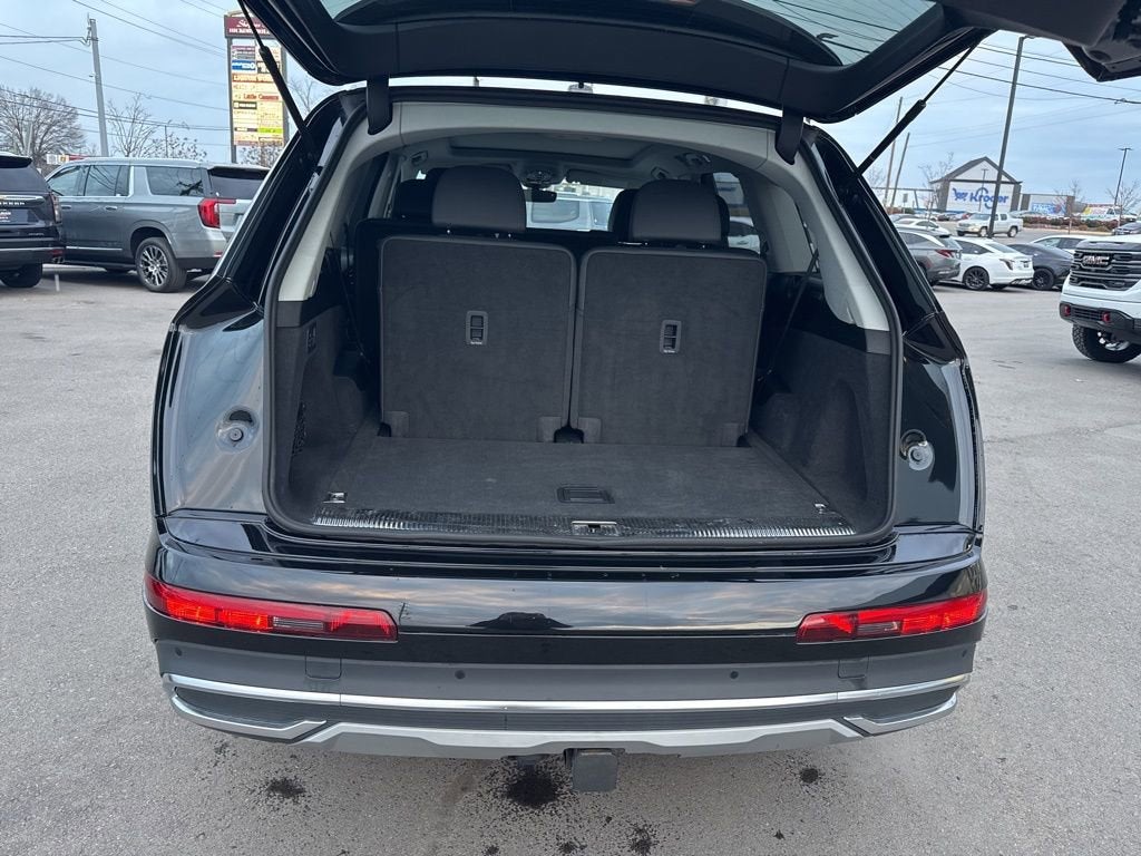 2023 Audi Q7 Premium