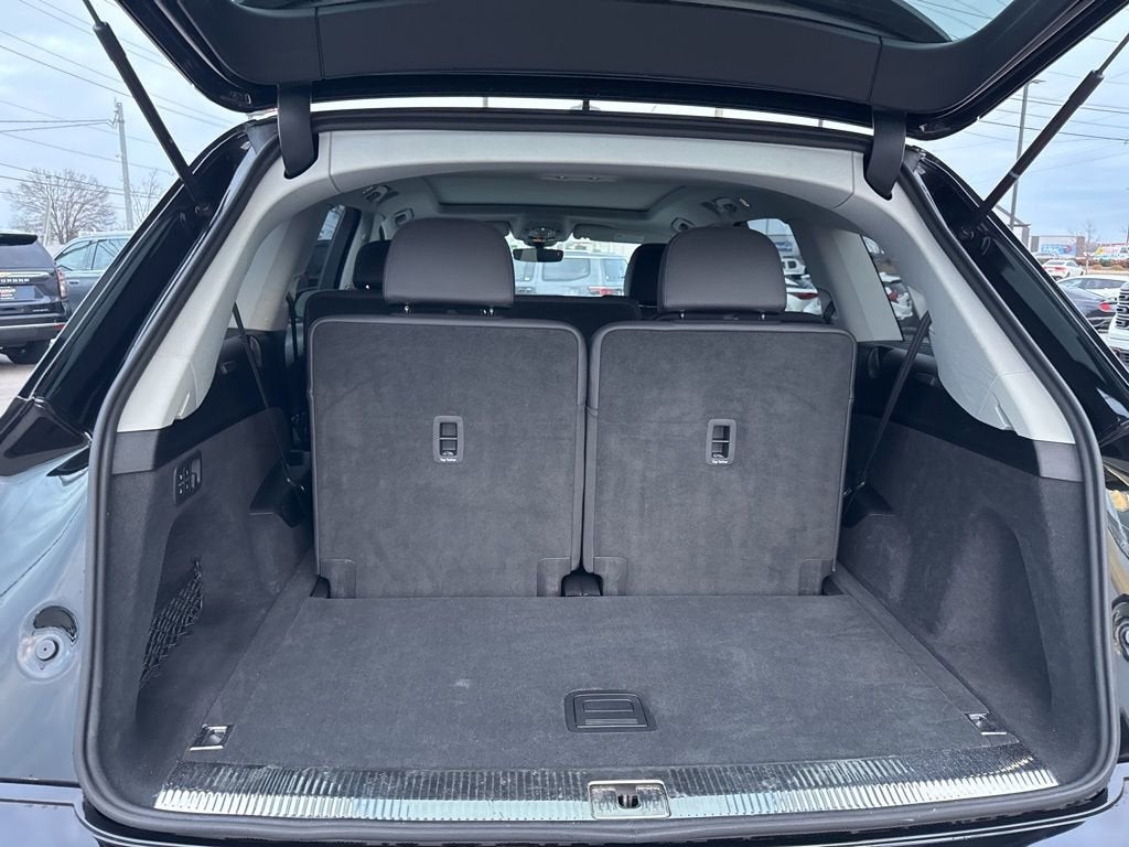 2023 Audi Q7 Premium