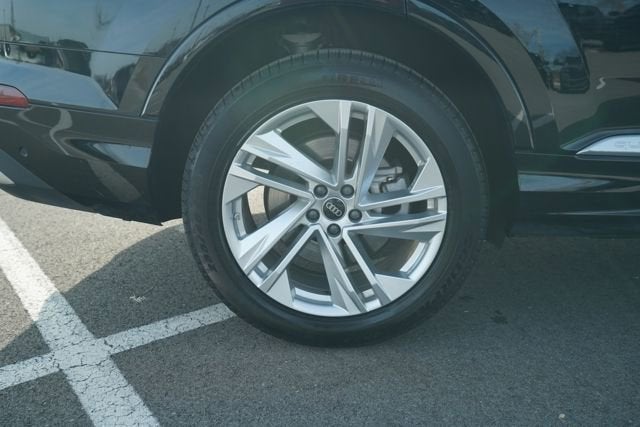 2023 Audi Q7 Premium