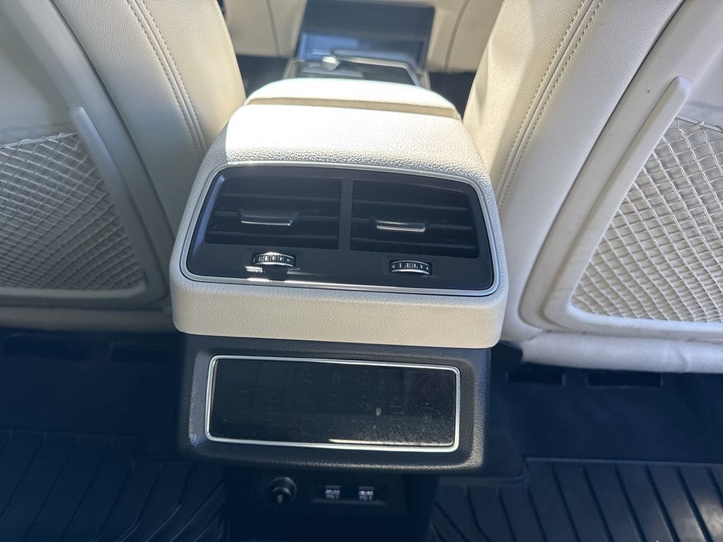 2019 Audi e-tron Premium Plus