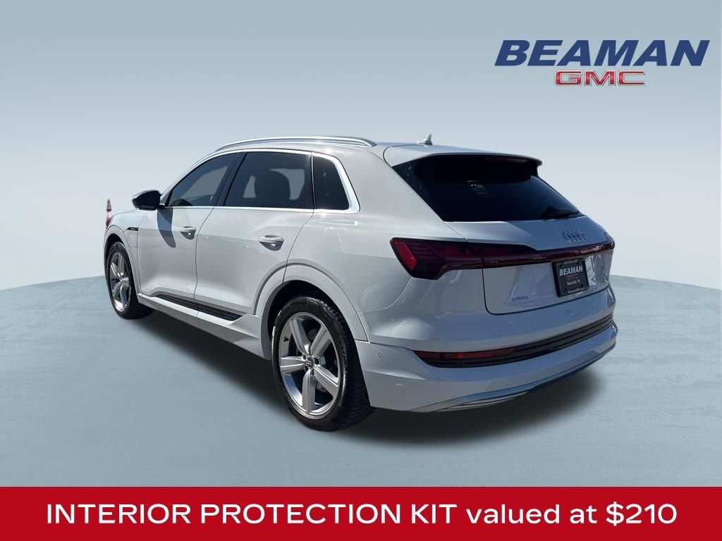 2019 Audi e-tron Premium Plus