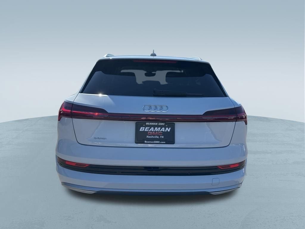 2019 Audi e-tron Premium Plus