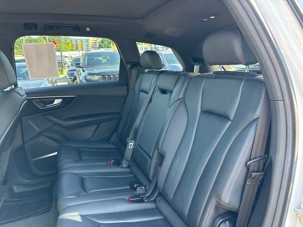 2021 Audi Q7 Premium Plus