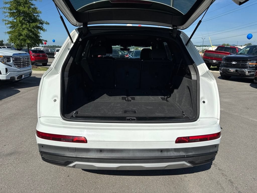 2021 Audi Q7 Premium Plus