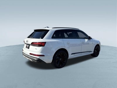 2021 Audi Q7 Premium Plus