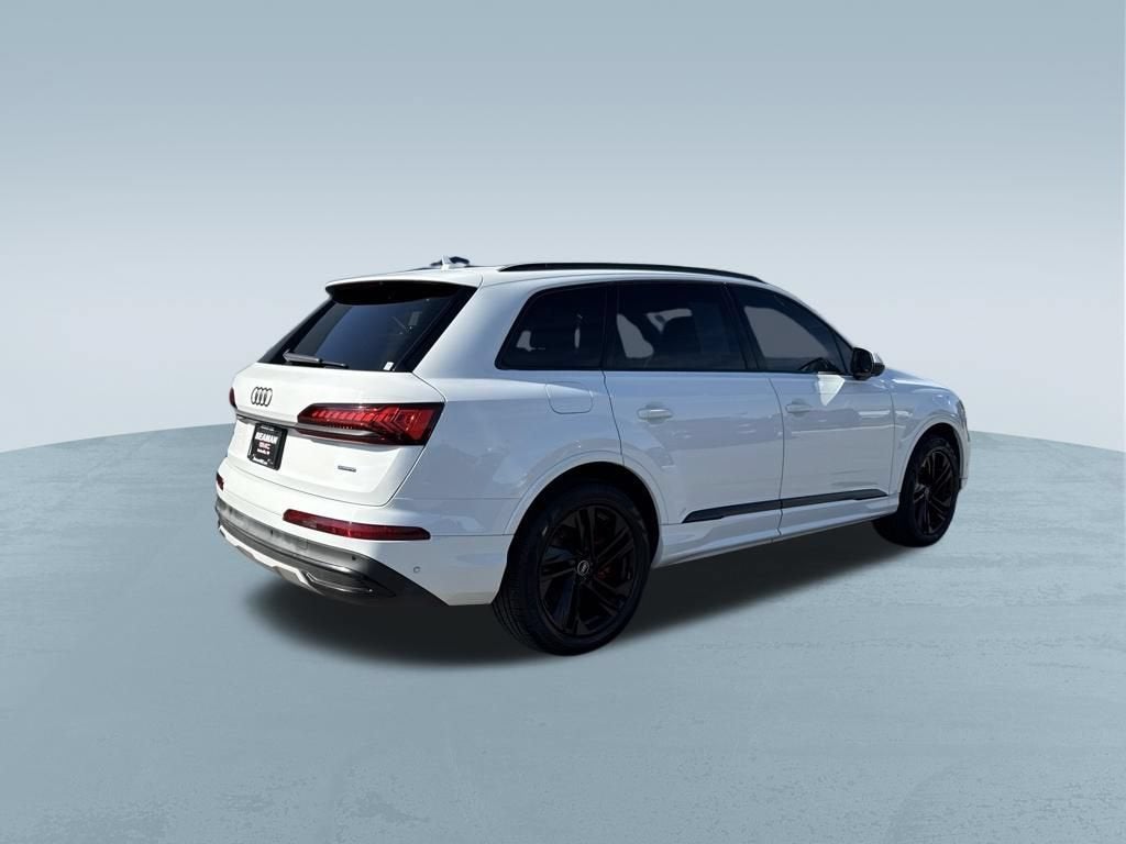 2021 Audi Q7 Premium Plus
