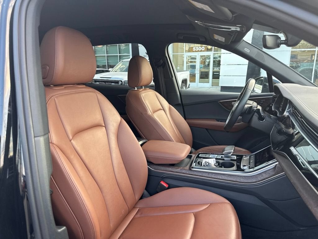 2025 Audi Q7 Premium Plus