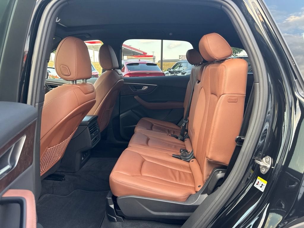 2025 Audi Q7 Premium Plus