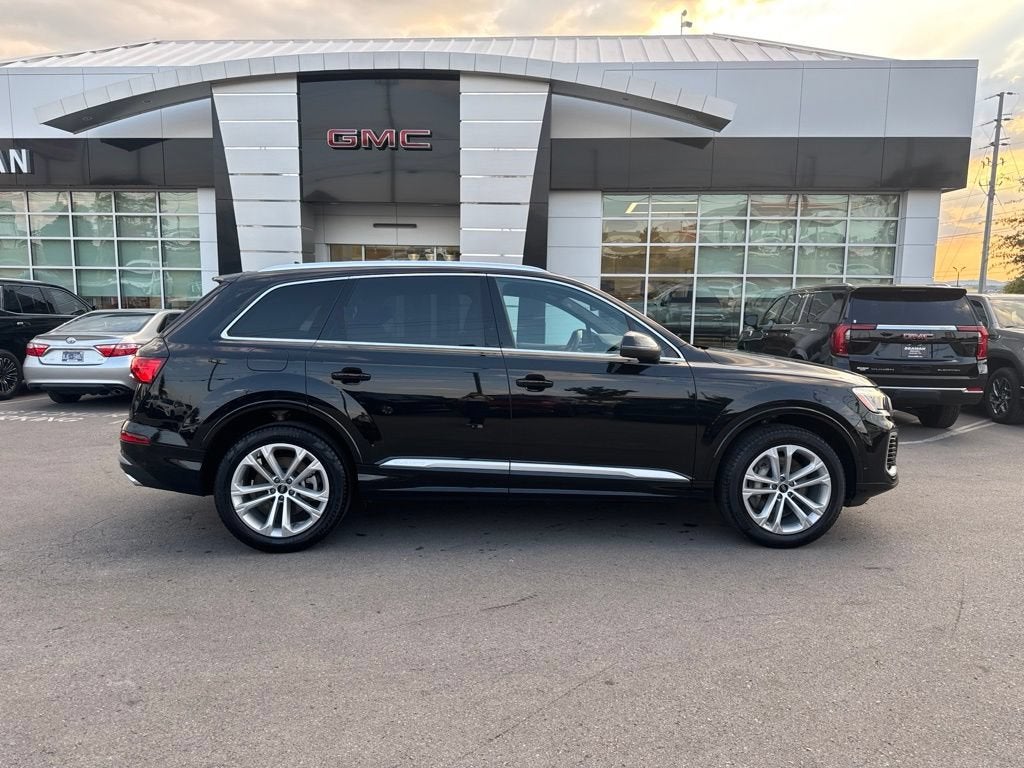 2025 Audi Q7 Premium Plus