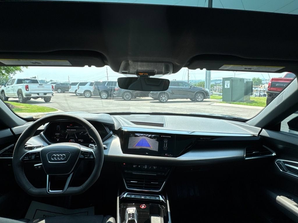 2022 Audi e-tron GT Premium Plus