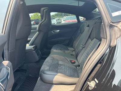 2022 Audi e-tron GT Premium Plus