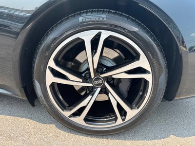 2022 Audi e-tron GT Premium Plus