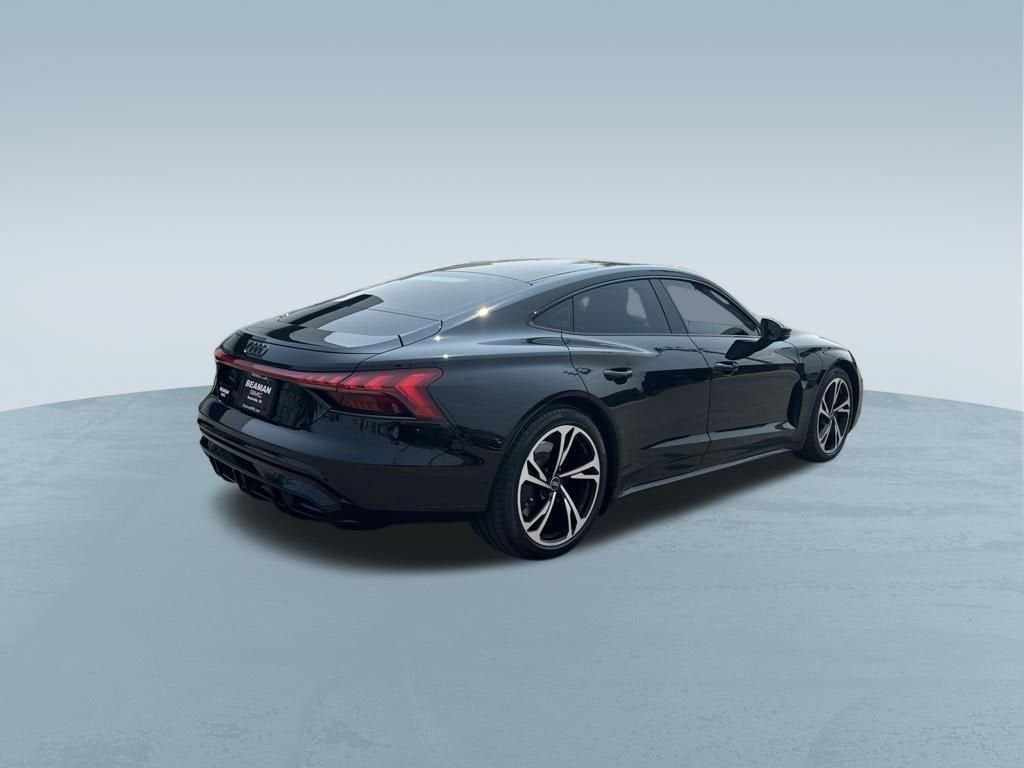2022 Audi e-tron GT Premium Plus