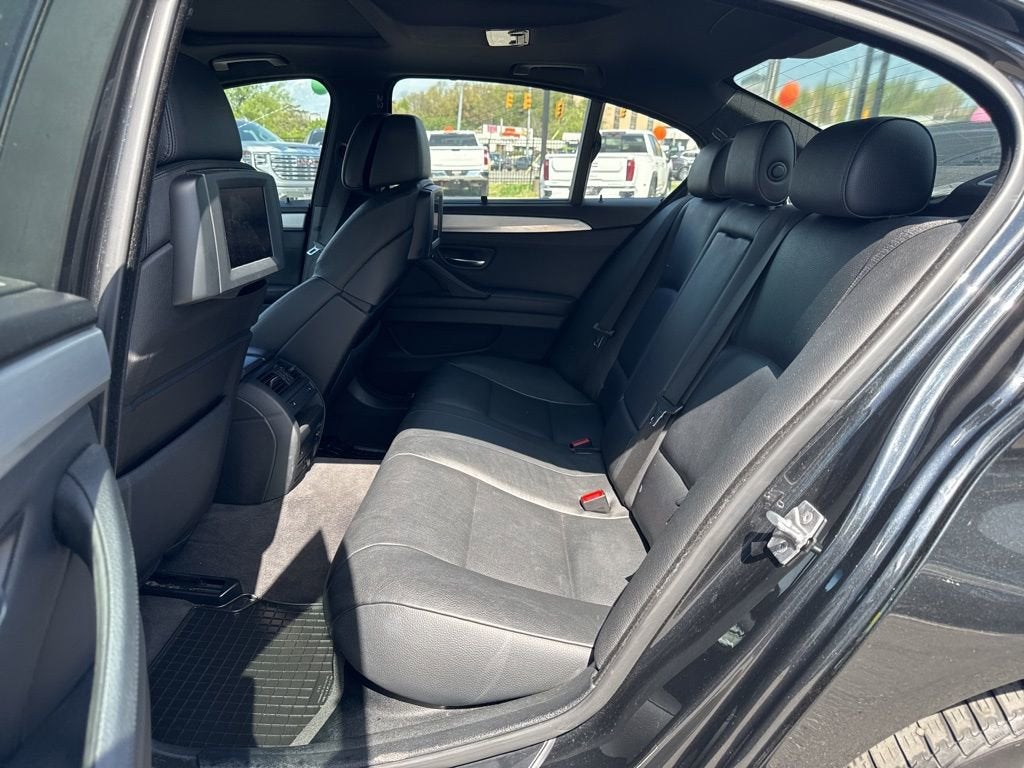 2011 BMW 5 Series 528i