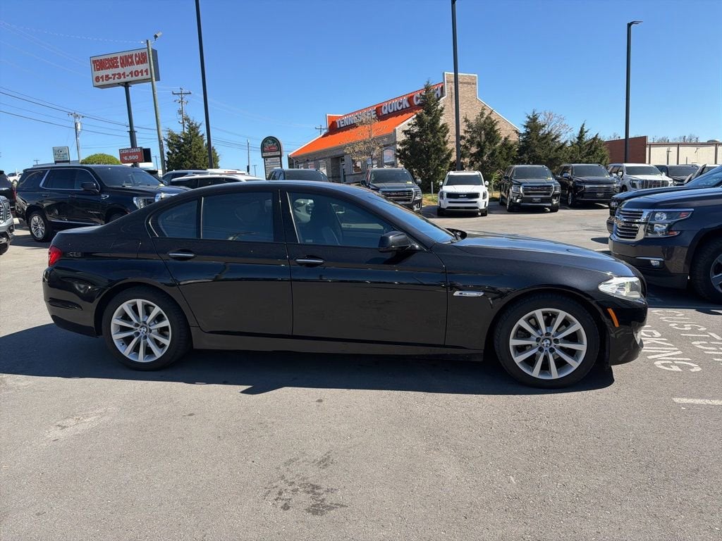 2011 BMW 5 Series 528i