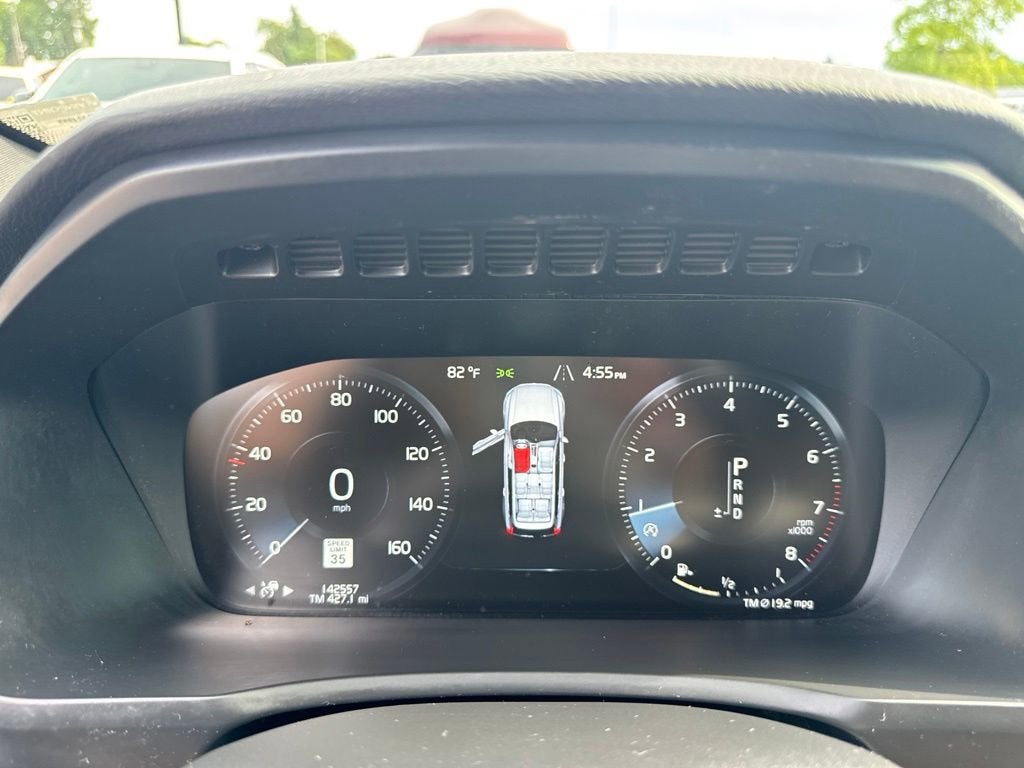 2018 Volvo XC90 Momentum