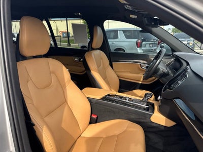 2018 Volvo XC90 Momentum