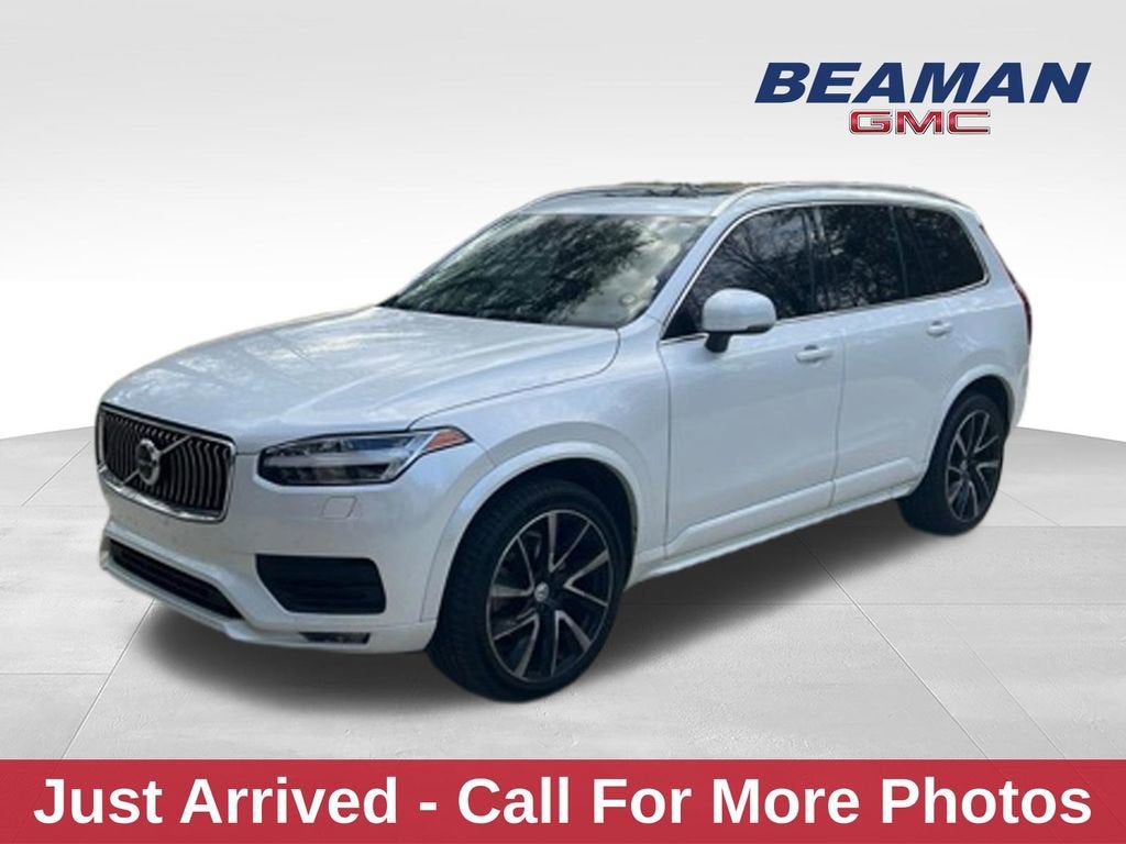 2021 Volvo XC90 Momentum