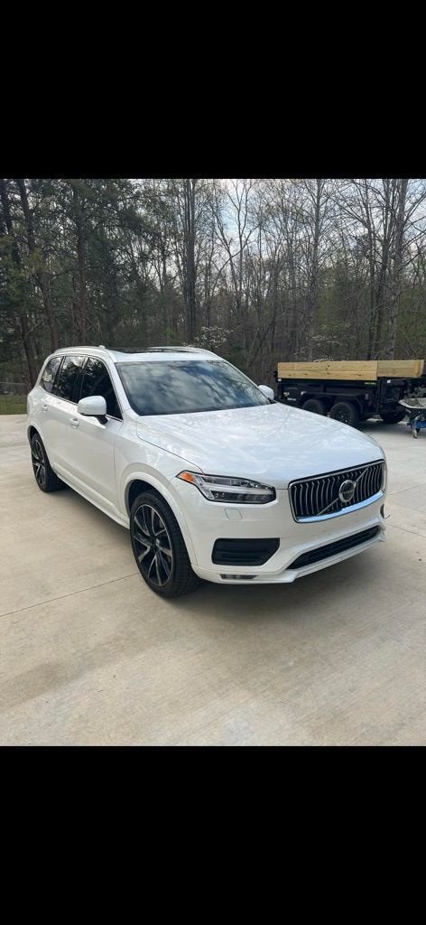 2021 Volvo XC90 Momentum